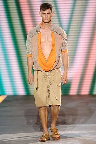 Look 18